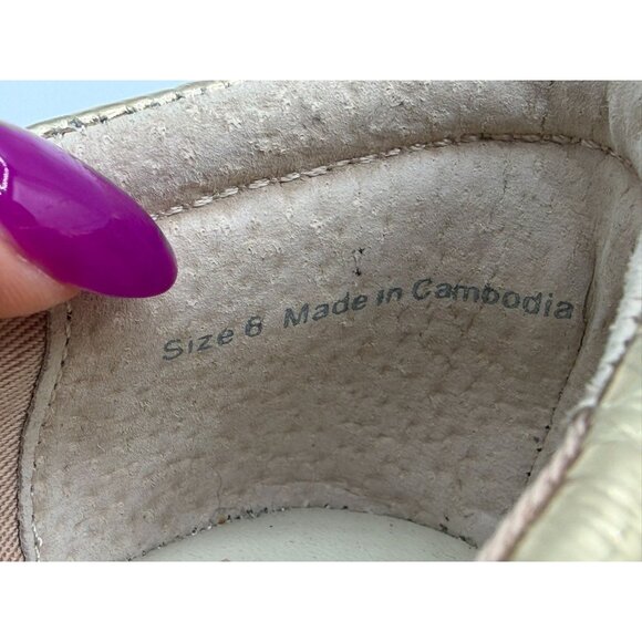 Dolce Vita Reyes Distressed Women Size 6 Gold Leather Mary Jane Ballet Flats - Picture 14 of 14